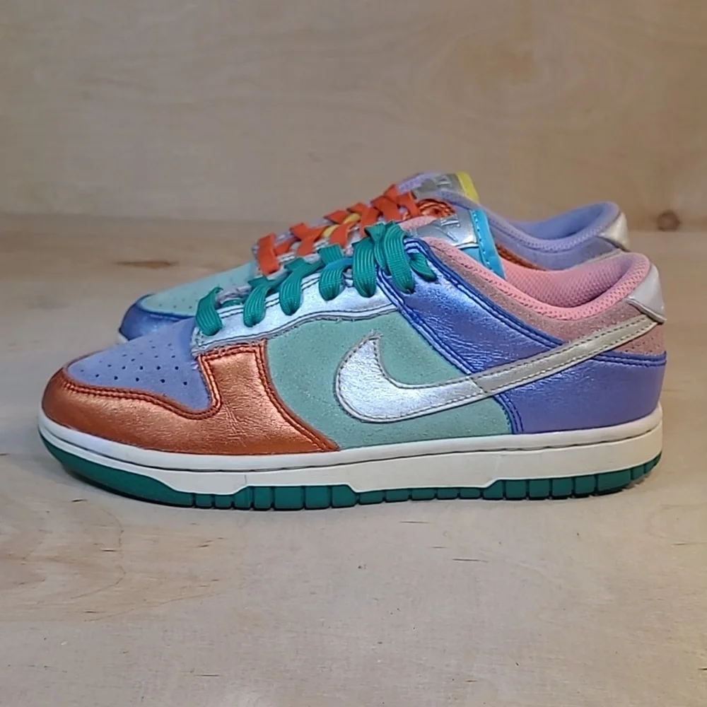 Nike Dunk Low Sunset Pulse Sneakers - Picture 5 of 10
